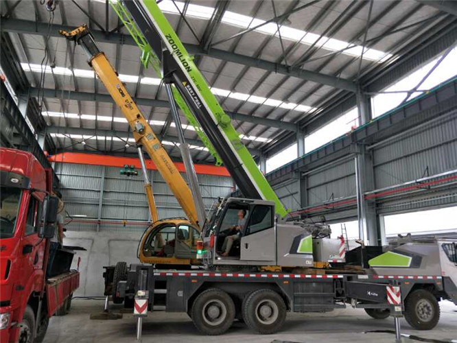 闵行区高空车出租需要注意哪些安全事项？